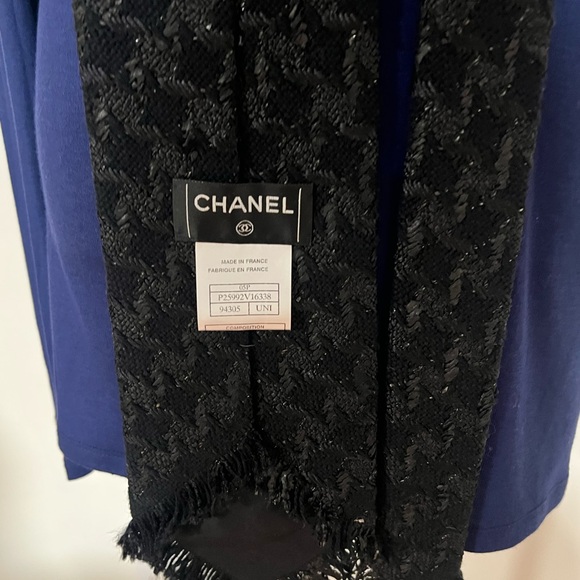 Chanel Vintage Tie 2002 Black 🖤🖤 - Picture 6 of 16